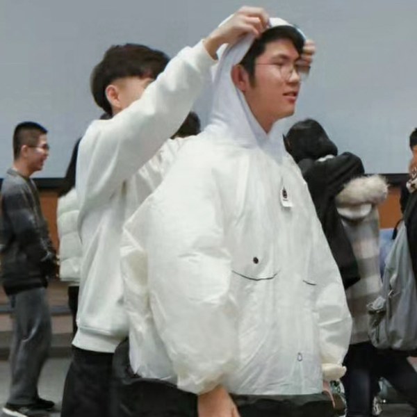 Ruizhe Kan · 阚睿哲