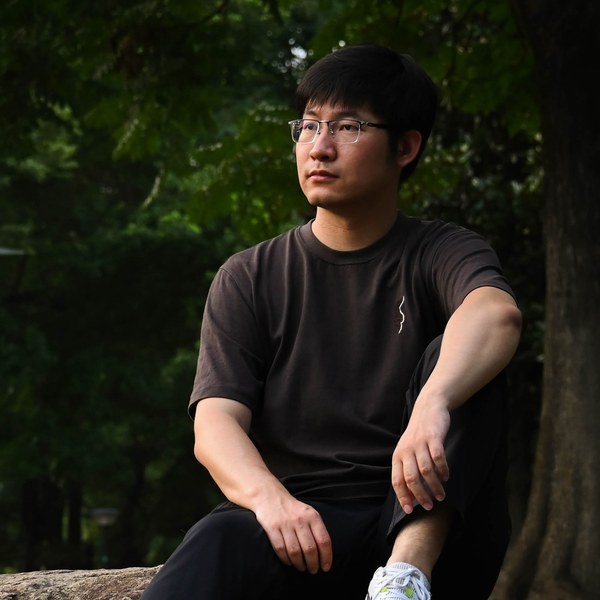 Shuhao Zhang · 张舒昊